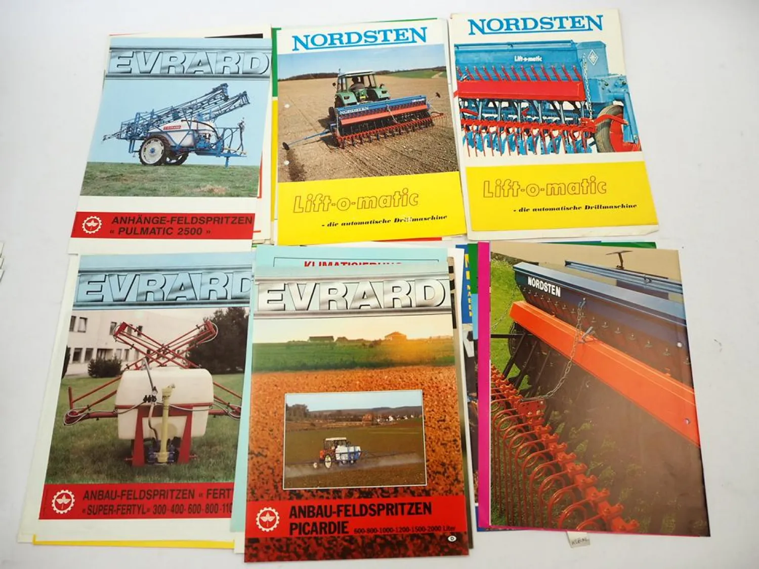 Posten original Prospekte Landtechnik 30 Stück ca. 1970er bis 1990er Jahre