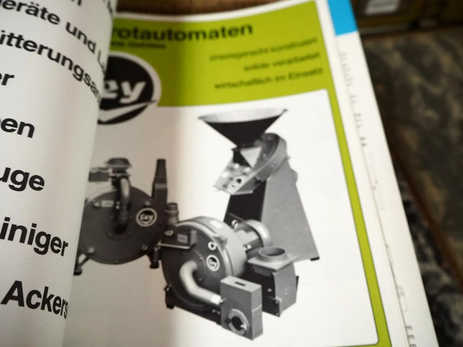 Posten Original Prospekte Landtechnik Mischer Trockner in Archivkasten 1960/80er