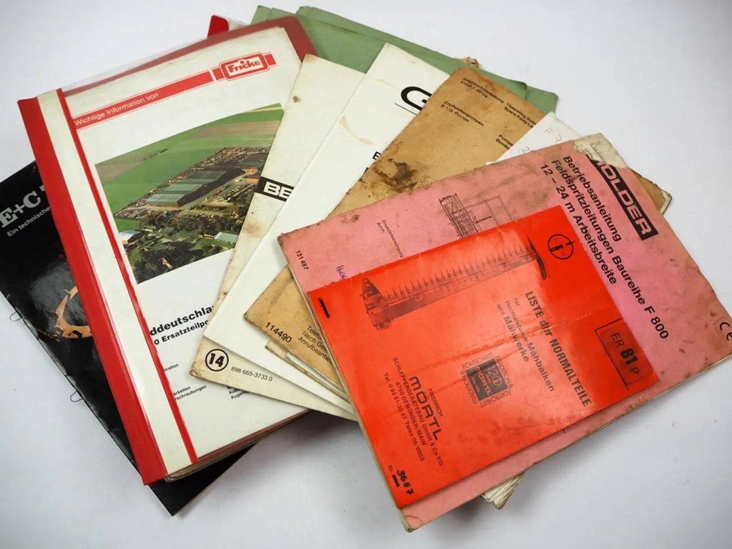 Posten Prospekte Betriebsanleitungen Ersatzteillisten Landtechnik 1970/1990er J.