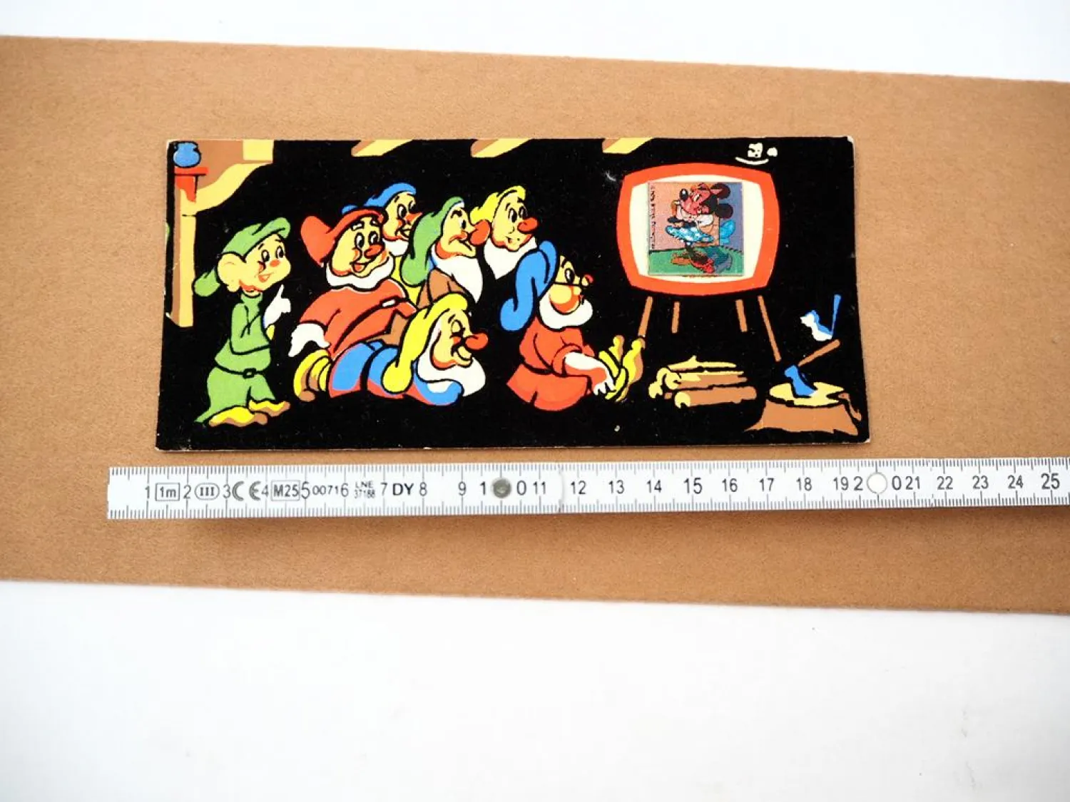 Postkarte Walt Disney 1961 Samt mit Flip-Effekt Zwerge und Minnie Maus