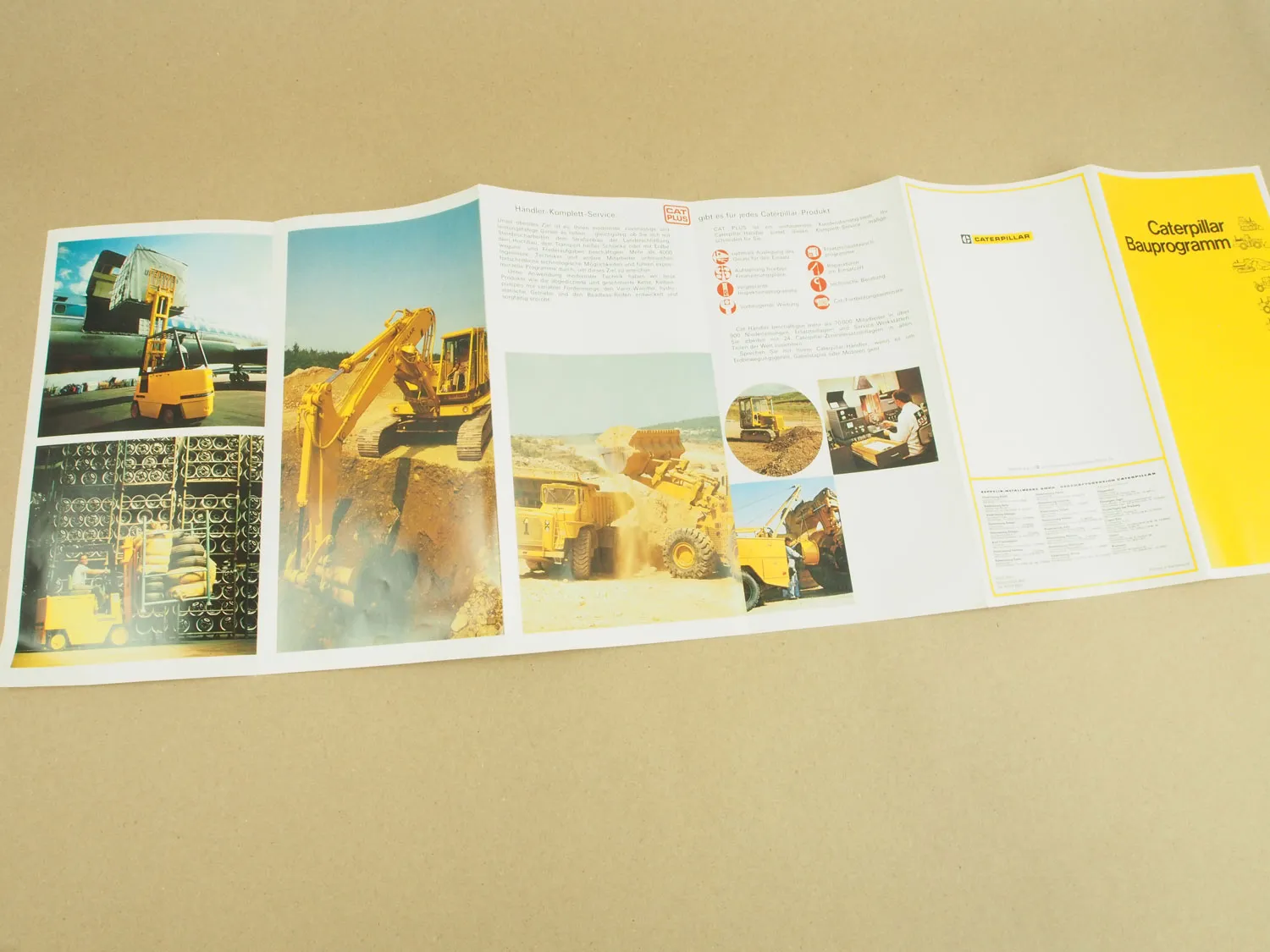 Prospekt Caterpillar Bauprogramm 1977 Bagger Dozer Grader Rohrverleger
