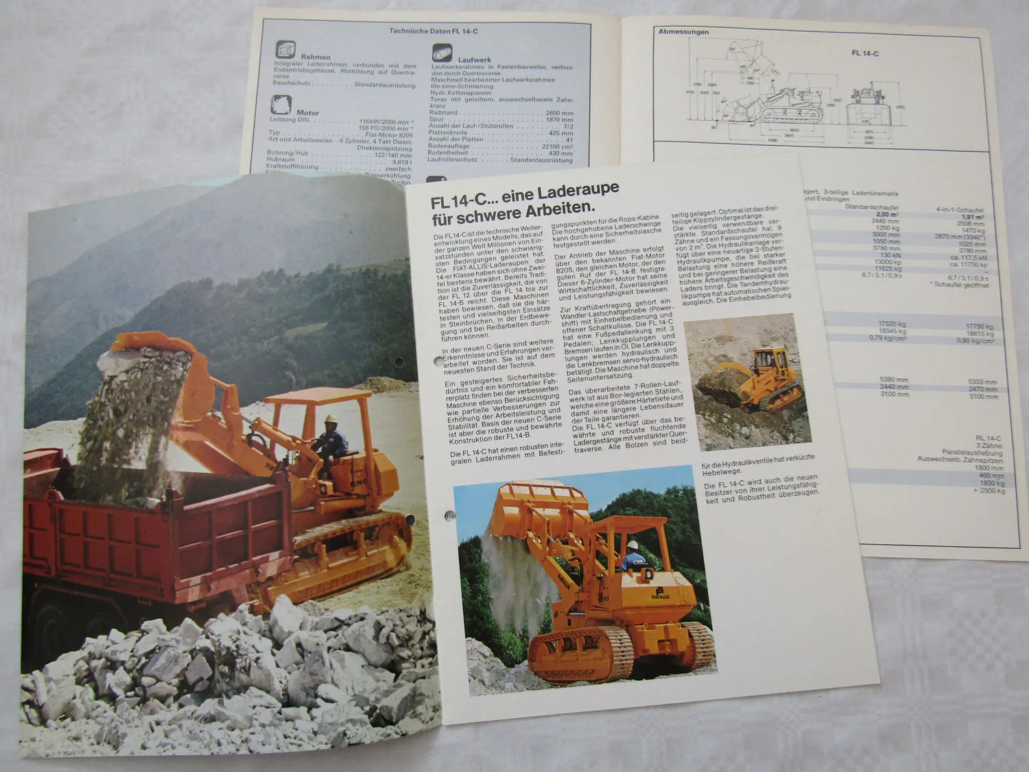 Prospekt Fiat Allis FL14C FL 14-C Laderaupe mit technischen Angaben