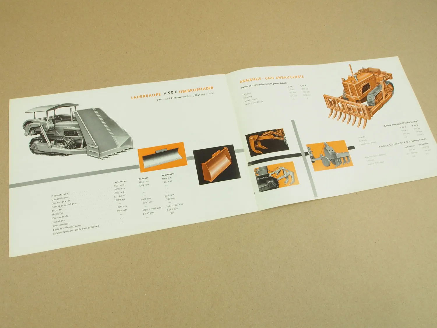 Prospekt Hanomag K60E K60L K90E Dozer Raupe mit Frisch Menck Meiller Anbaugerät