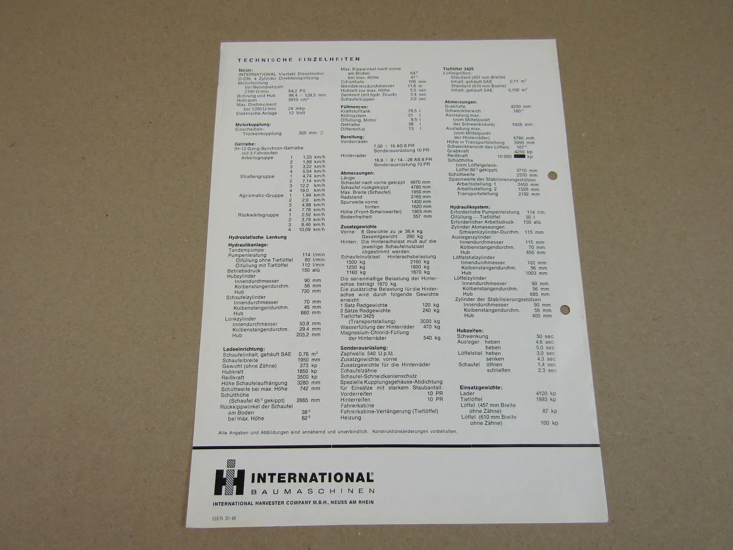 Prospekt IHC International Harvester 3654 Baggerlader mit Tieflöffel 3425