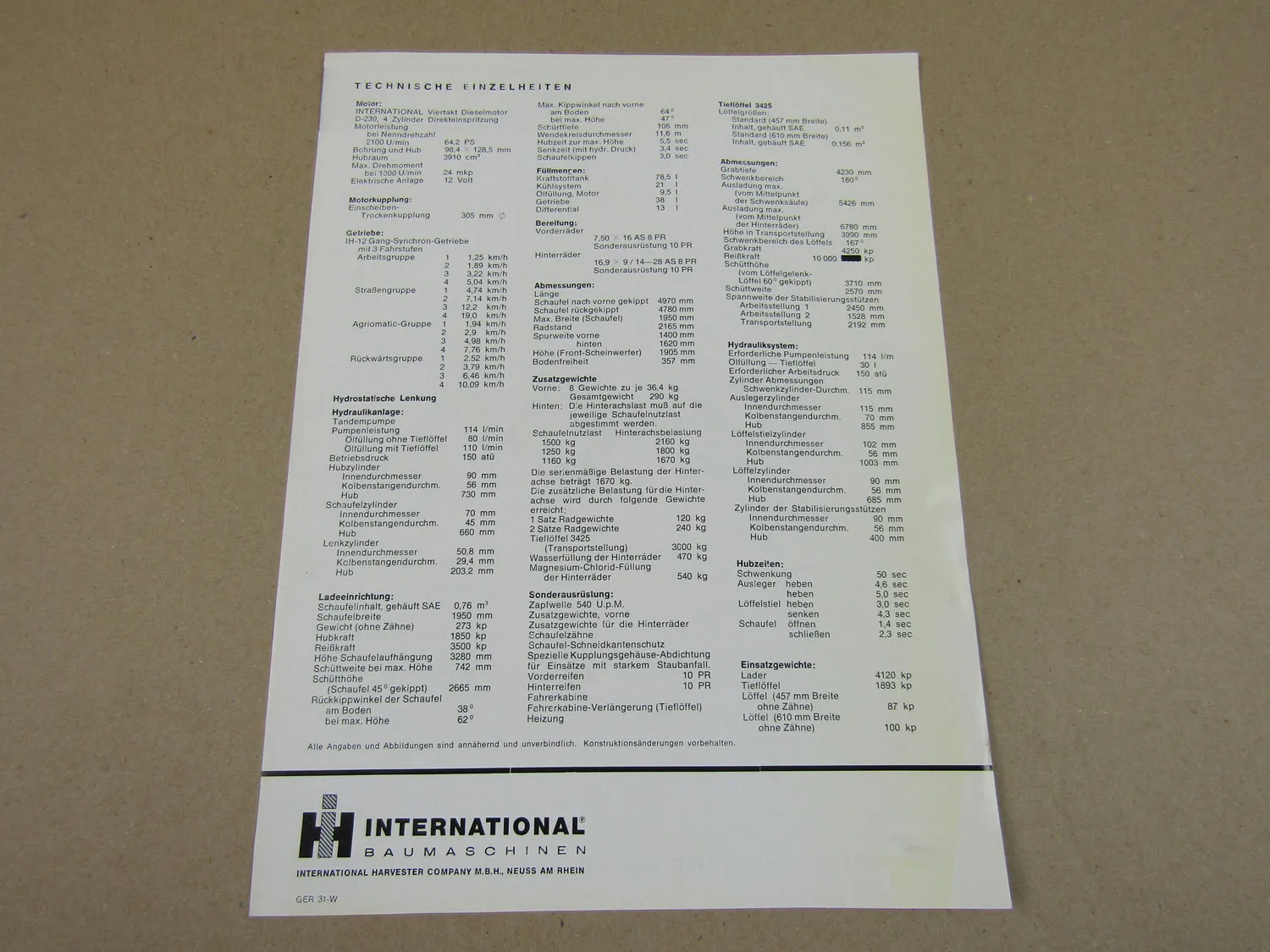 Prospekt IHC International Harvester 3654 Baggerlader mit Tieflöffel 3425