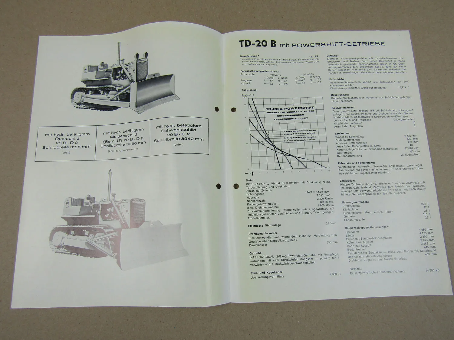 Prospekt IHC International Harvester TD20B Planierraupe 162 PS 6-Zyl. Motor