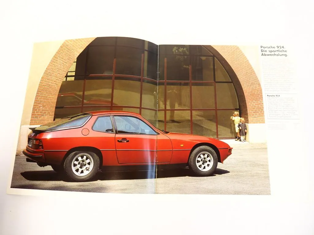 Prospekt Porsche 911 SC Turbo 924 928S 944 mit 125 bis 300 PS von 1982
