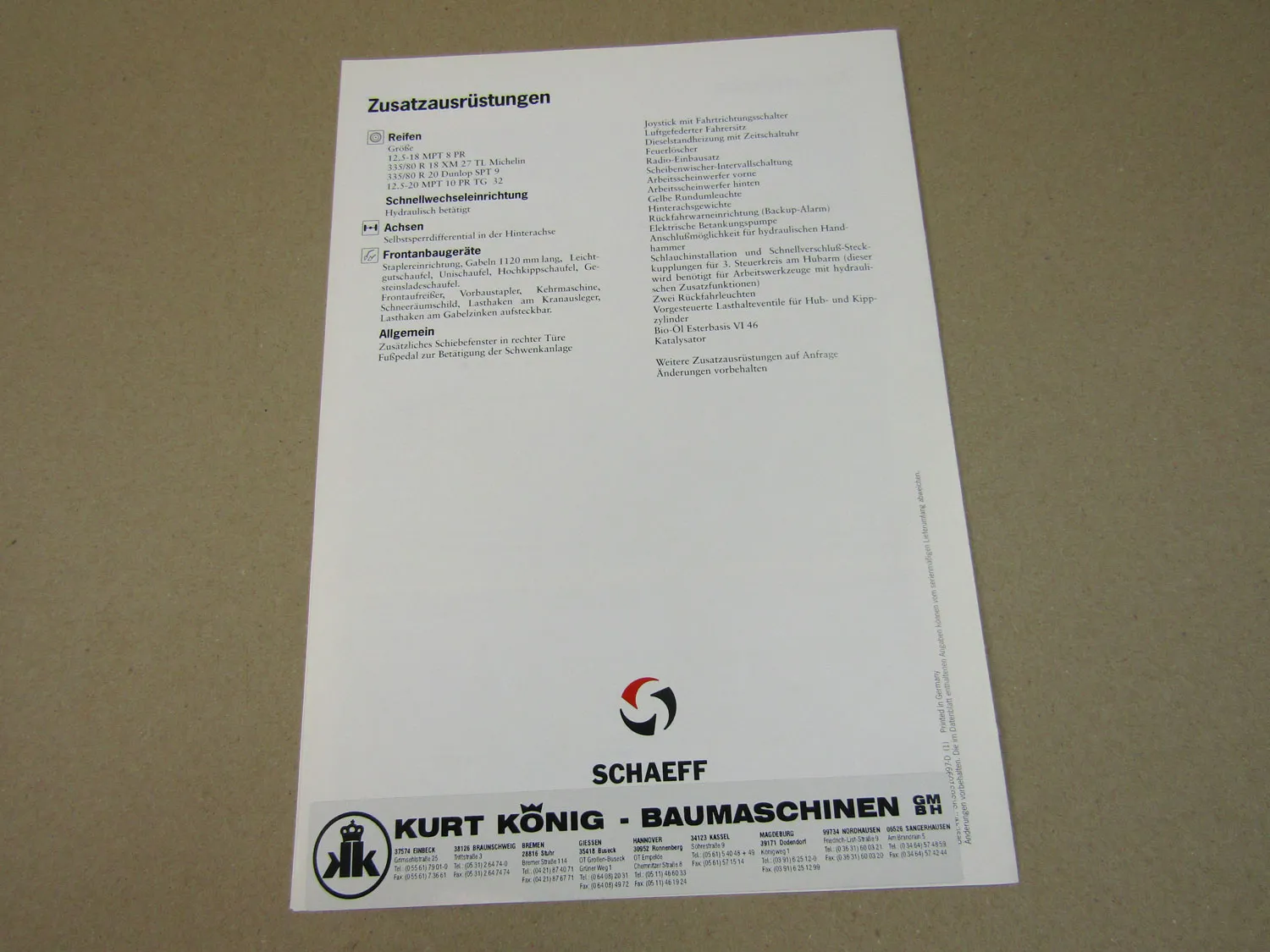 Prospekt Schaeff SKS 631 Schwenklader mit Perkins Motor