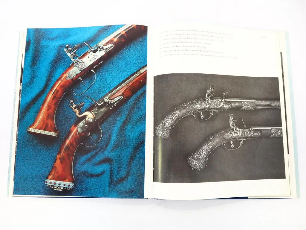 Prunkwaffen J. Schöbel 1975 + Handfeuerwaffen Überblick Lugs 1980 Militärverlag