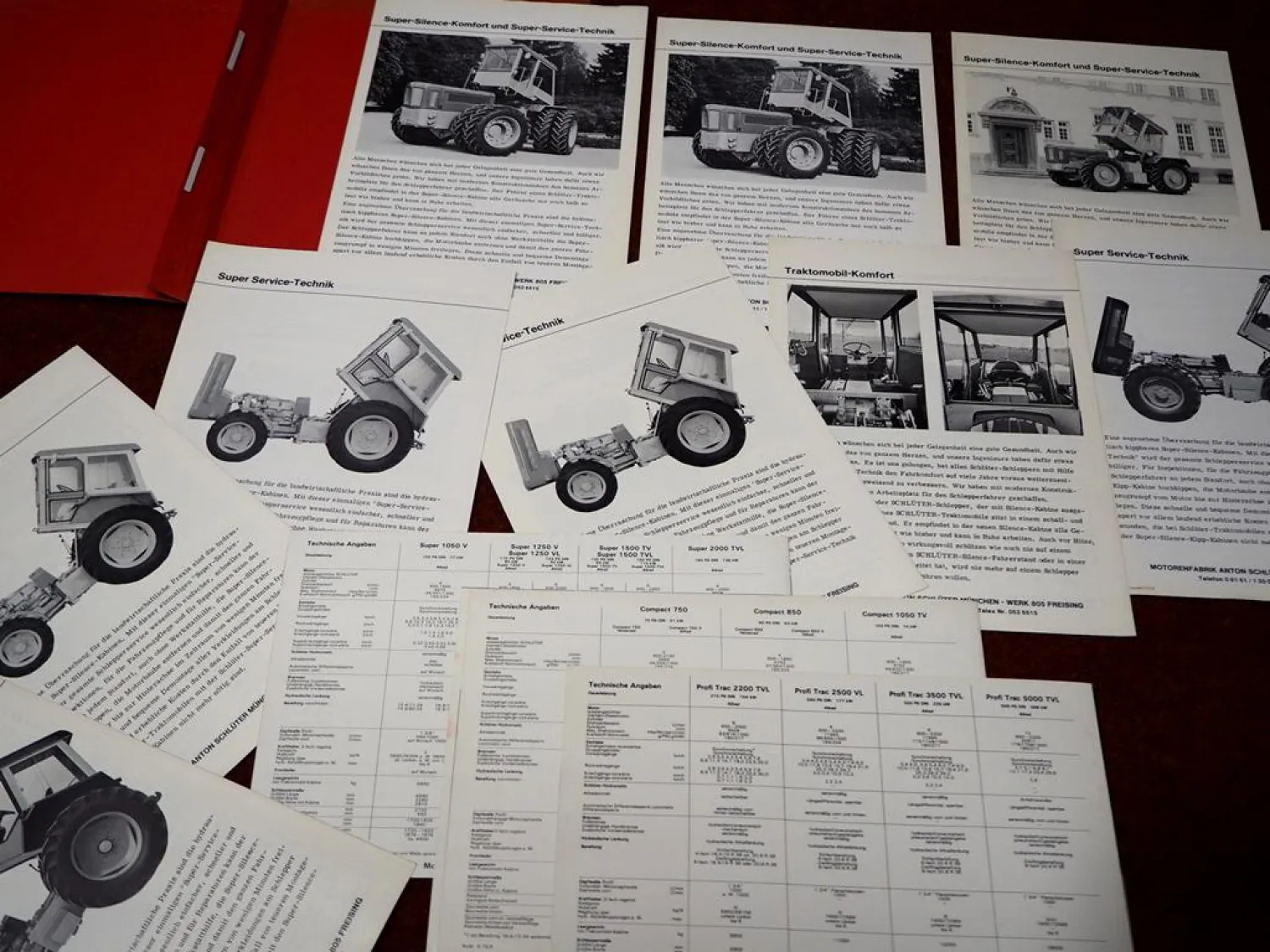Schlüter Compact Super Profi Traktomobil & Profi Trac Mappe mit 12 Prospekten