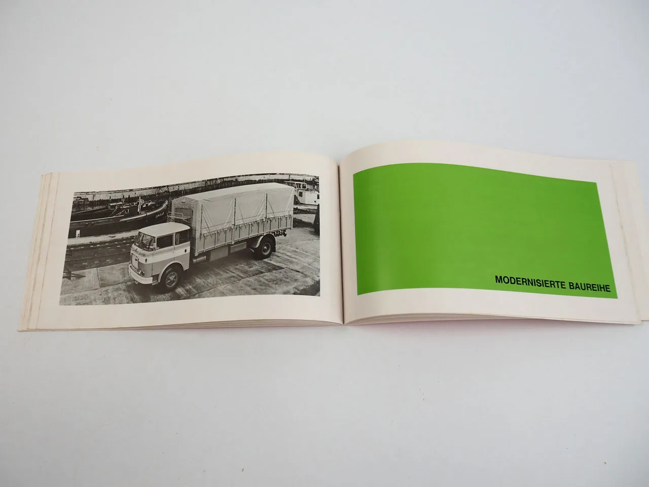 Skoda 706 Programm der LKW und Fahrgestelle Prospekt 1969