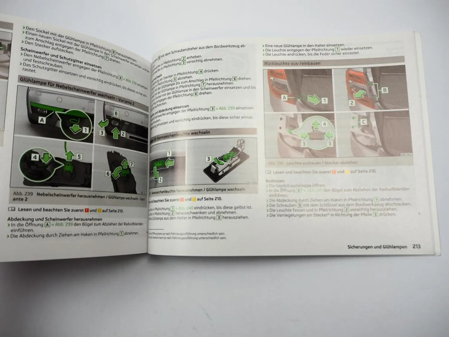 Skoda Octavia 5E RS 4x4 Scout Combi Betriebsanleitung Bedienungsanleitung 5/2016