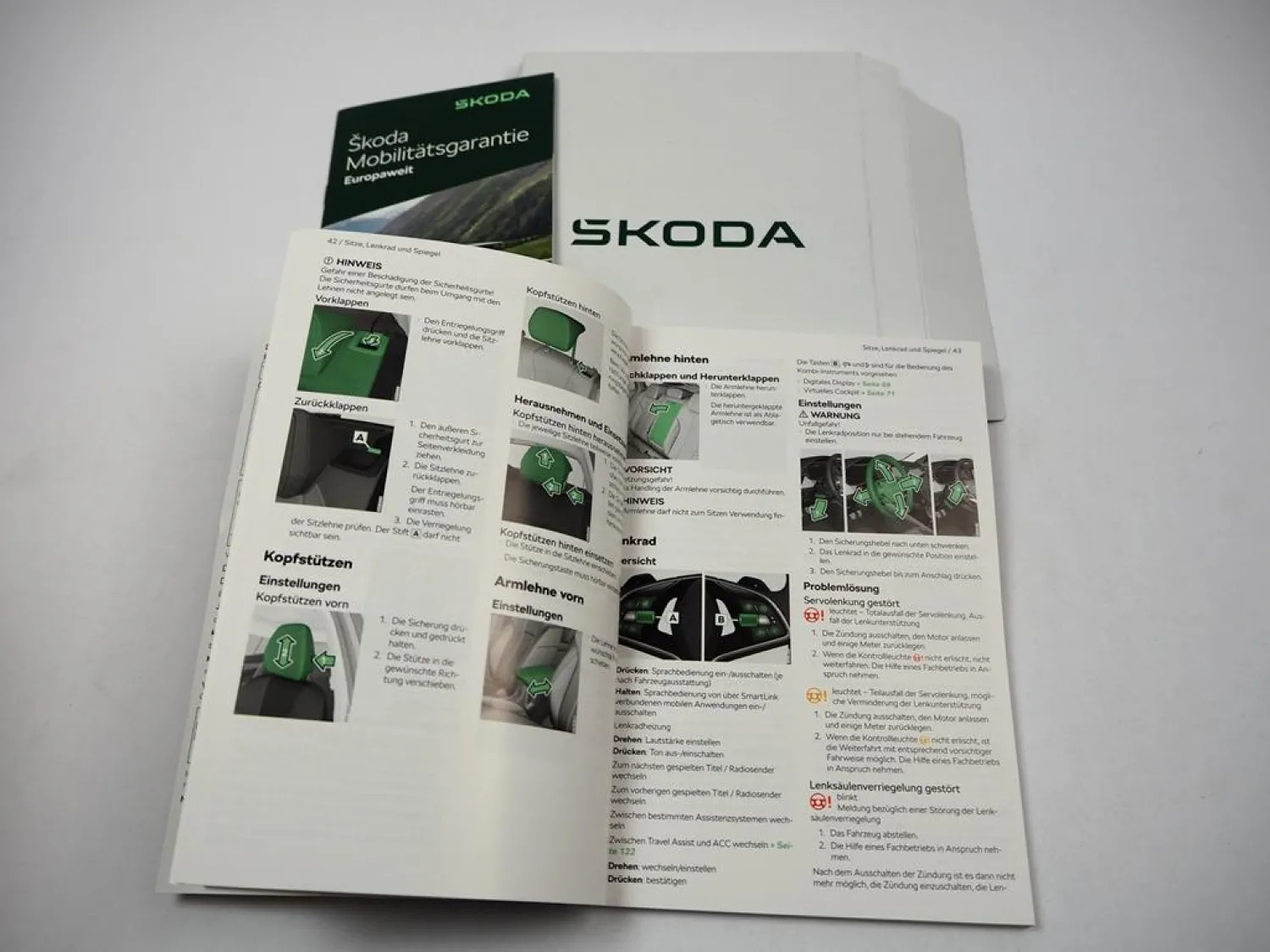 Skoda Scala Betriebsanleitung Bedienungsanleitung Bordmappe Wartung 7/ 2025