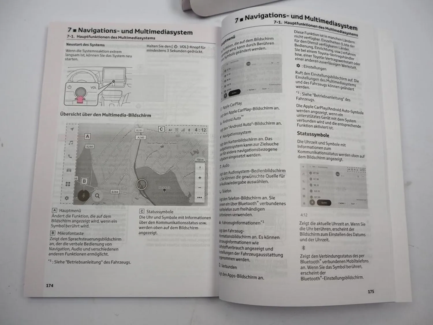 Toyota Yaris HEV Handbuch Betriebsanleitung Bedienungsanleitung 2024 Bordbuch Deutsch