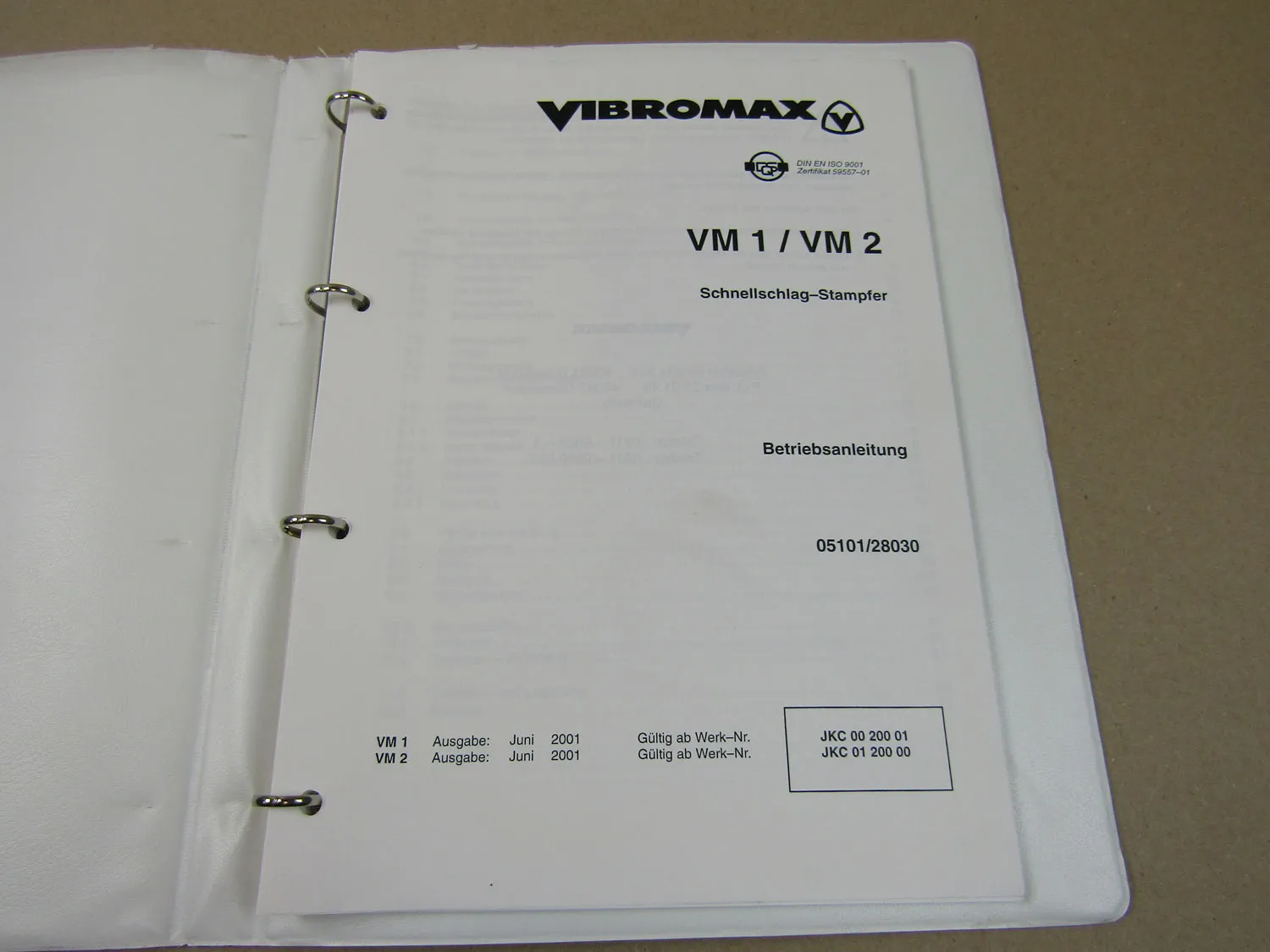 Vibromax VM2 Stampfer Bedienungsanleitung 2001 Ersatzteilliste