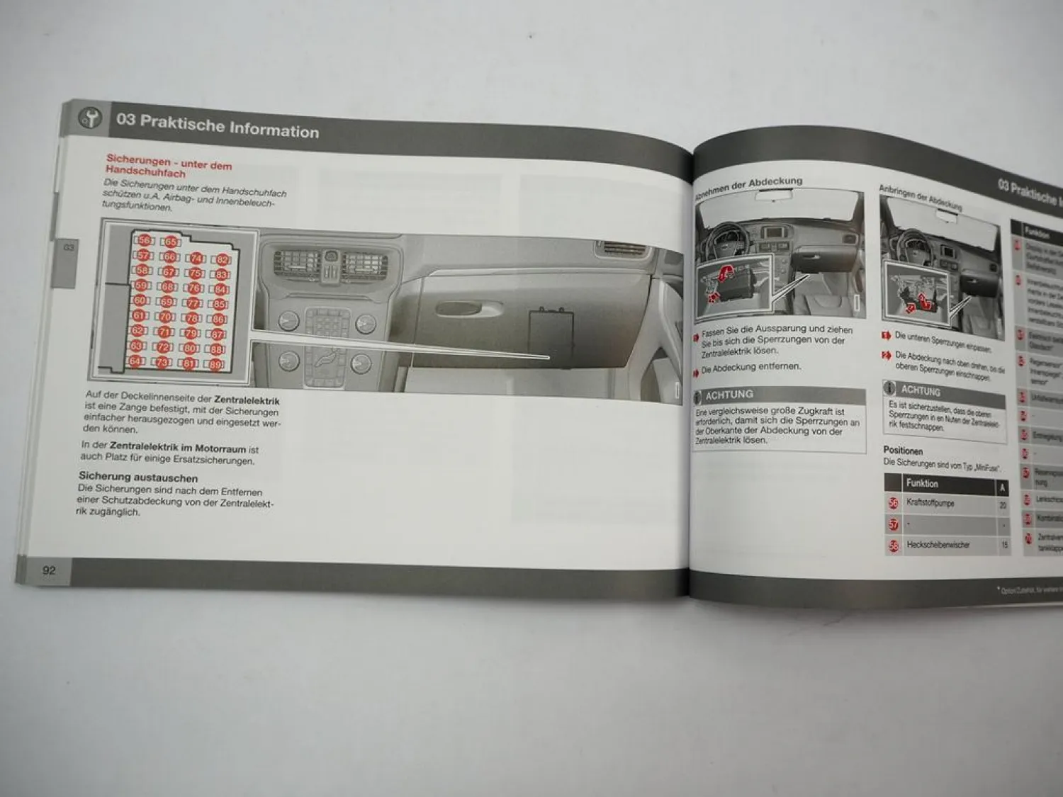 Volvo V40 2015 Betriebsanleitung Bedienung Handbuch Bordbuch Deutsch 2014