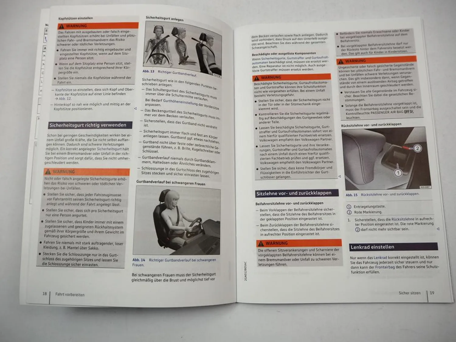 VW T-Roc / T-Roc R readme Betriebsanleitung Bedienungsanleitung Bordbuch 1/2024