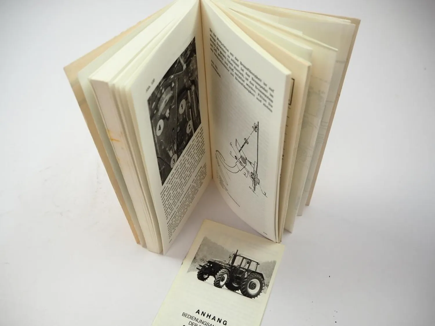 Zetor 8211-10211 10245-16245 Bedienungsanleitung & Ersatzteilkatalog 1988