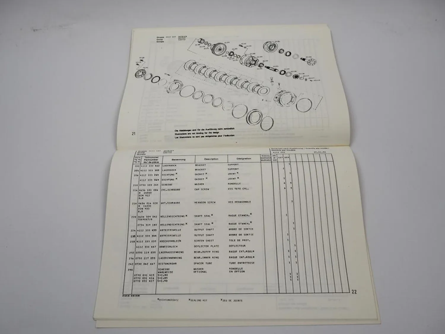 ZF 2AVG 100 Achsverteilergetriebe Ersatzteilliste Liebherr Parts List 02/1986