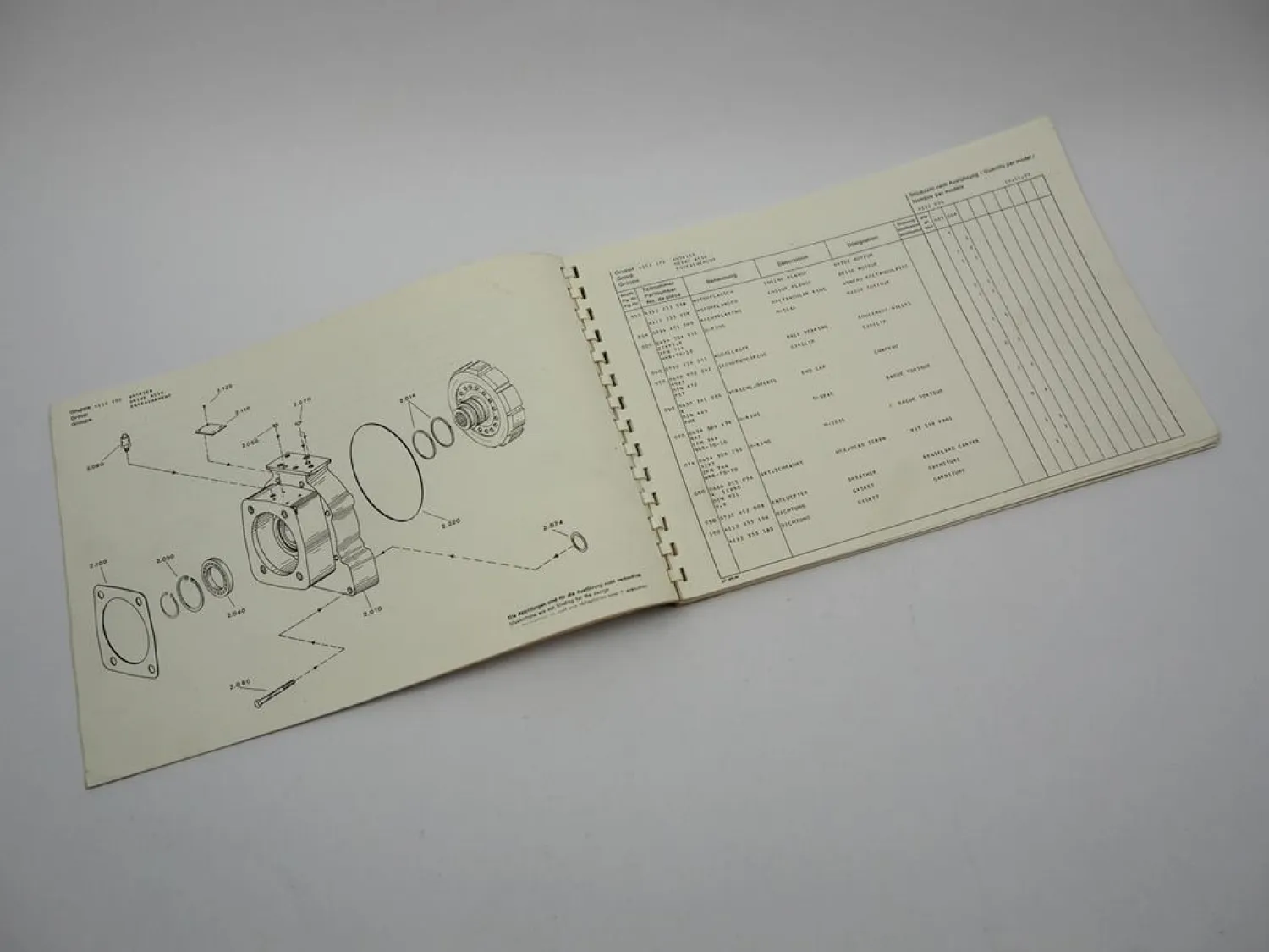 ZF 3 AVG-200 Achsverteilergetriebe Ersatzteilliste Liebherr Kran Parts List 1975