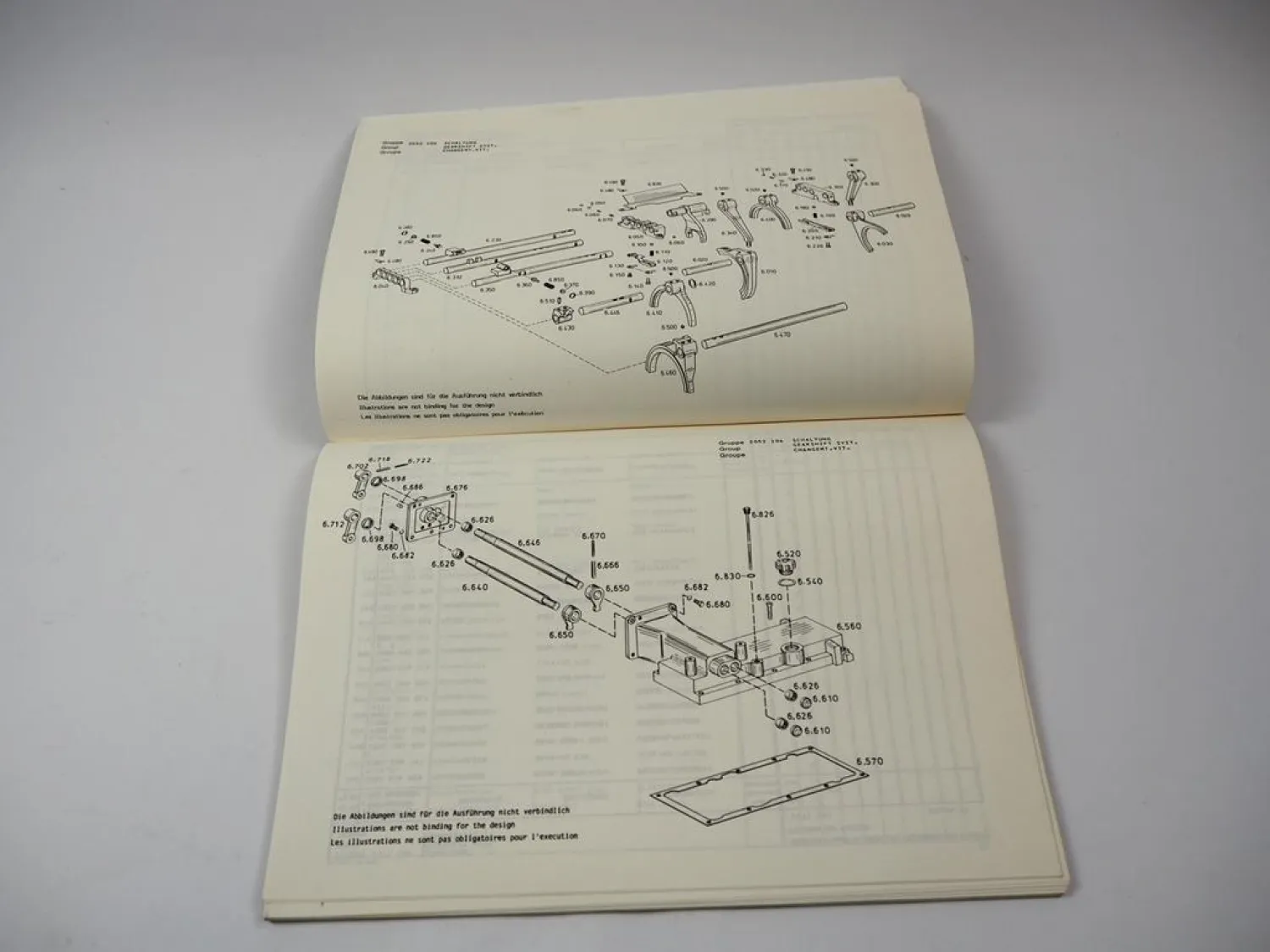 ZF T-3550 Schleppertriebwerk mit KR-25 Kraftheber Ersatzteilliste Schlüter 1991