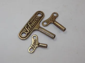 3 Stück Aufziehschlüssel Blechspielzeug Original Schuco Grösse Nr. 1 2 3