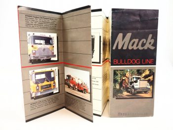 Mack Trucks Bulldog Line brochure USA 1985 Prospekt