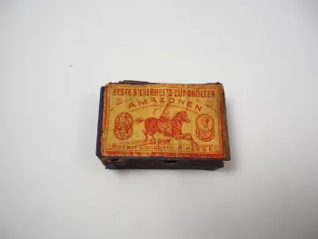 Streichholzschachtel Zündhölzer Amazonen Robert Langbein Riesa ca. 1910